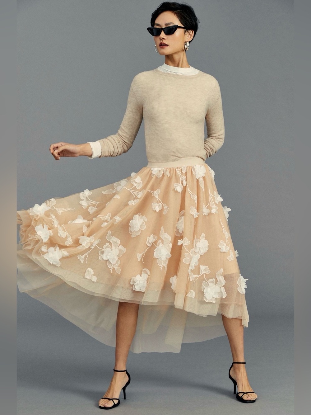 By Anthropologie Tulle Appliqué Skirt - Size Medium - Picture 6 of 7